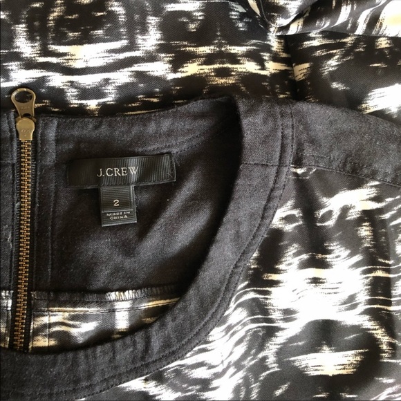 J. Crew Blurred Ikat print short sleeves top in black and white size 2 - Picture 7 of 8